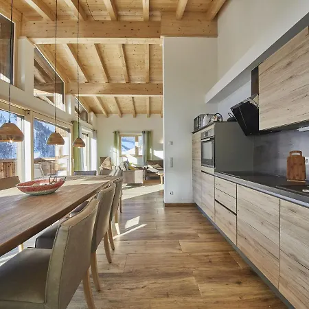 Modern Chalet With Sauna 샬레